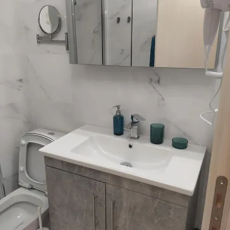 Athina Pantheon Mitropoleos