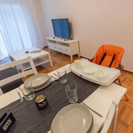 Athina Pantheon Mitropoleos Apartment