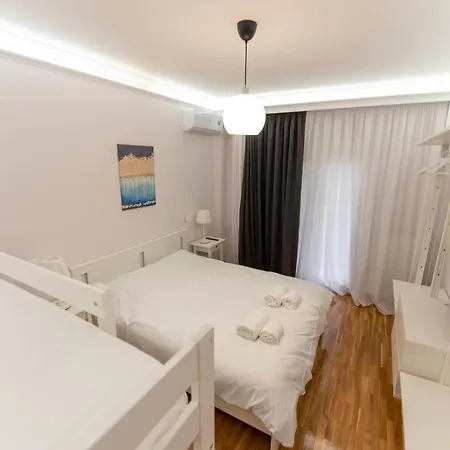 Athina Pantheon Mitropoleos Apartament *