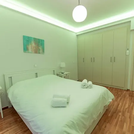 Athina Pantheon Mitropoleos Apartament *